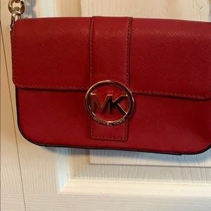 MICHAEL KORS RED CROSS BODY PURSE